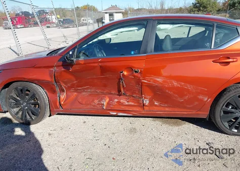 2022 Nissan Altima Sr Intelligent Awd z USA, uszkodzony, nr VIN 1N4BL4CW0NN325366